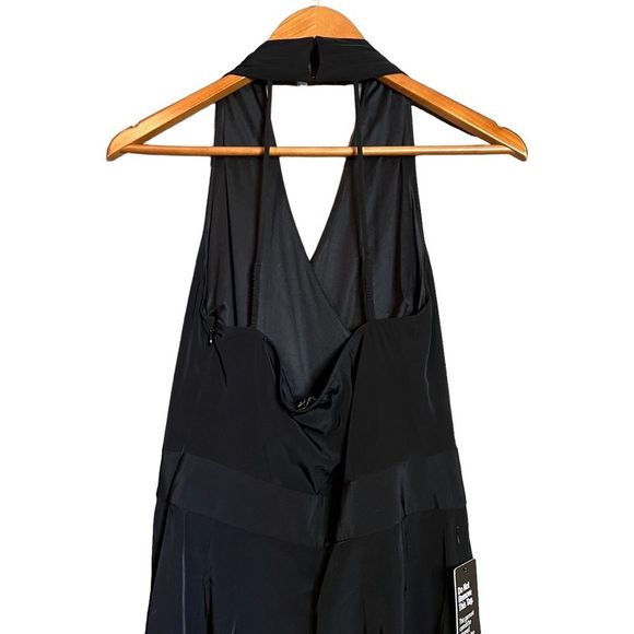 NWT! Express black halter jumpsuit. Size 0 - Picture 12 of 14
